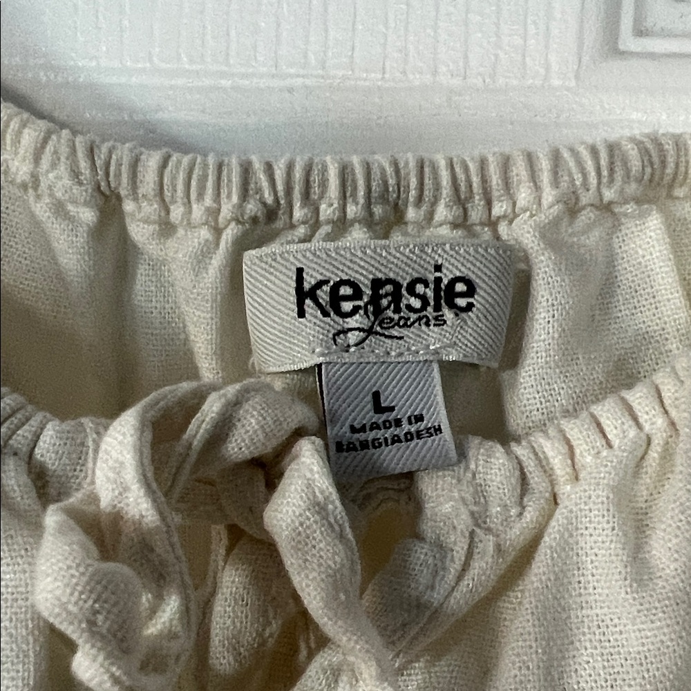Kensie Cream Puff Sleeve Blouse - Picture 2 of 4